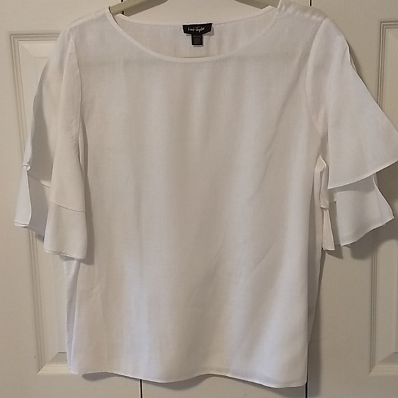 Lord & Taylor Tops Lord Taylor 0 Linen Blouse With Flutter Sleeve